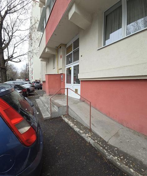 Garsonieră decomandată în Exterior Vest