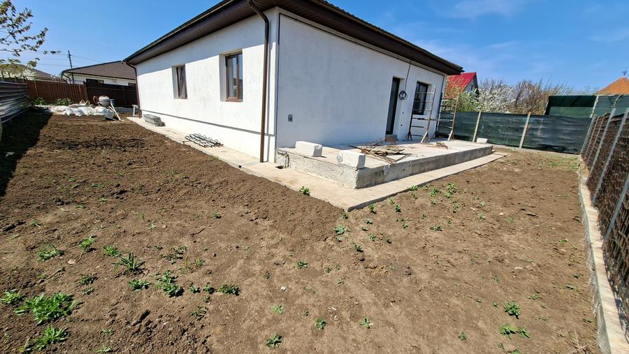 Casă individuală cu 4 camere cu Teren 514 Mp în Cumpăna