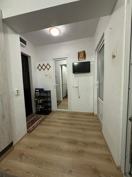 Garsonieră decomandată în Tineretului