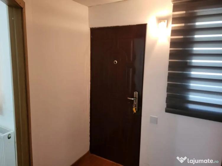 Casă cu 3 camere în Central