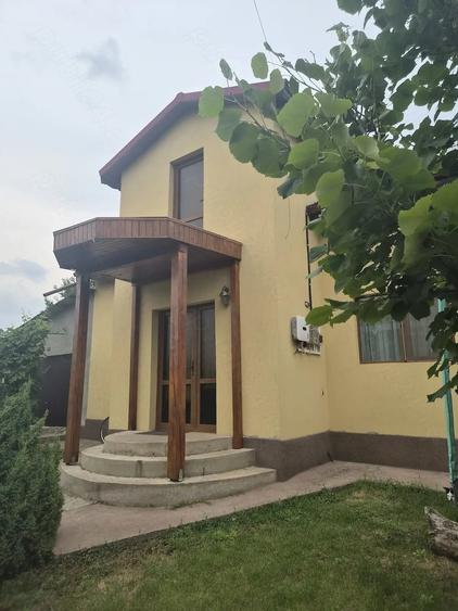 Casă cu Teren 700 Mp în Șendreni