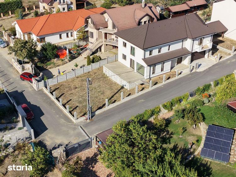 Casă cu 4 camere cu Teren 700 Mp în Oncea