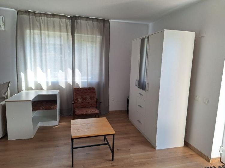Casă cu 4 camere cu Teren 200 Mp în Sânnicoară