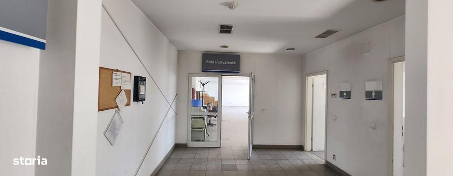 Spațiu comercial, de 6,500 mp, în Central