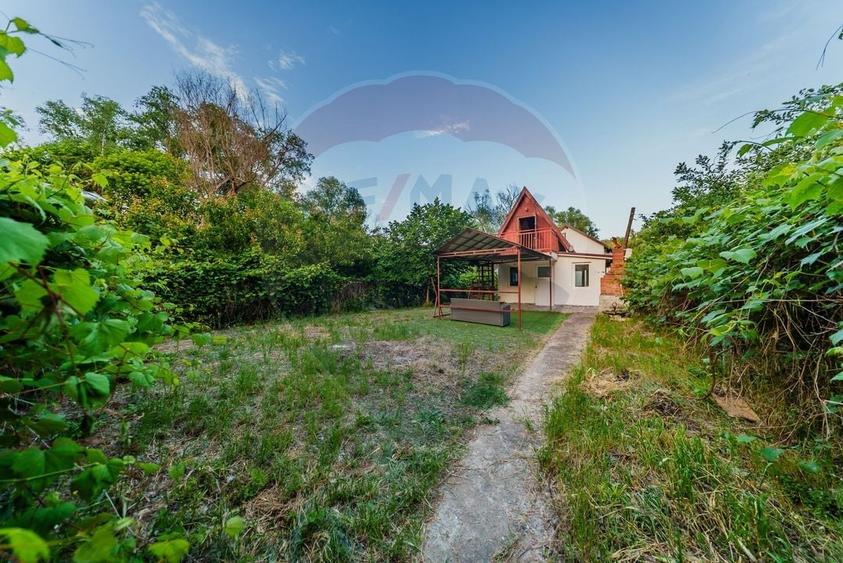 Casă individuală cu 2 camere cu Teren 167 Mp în 3 Insule
