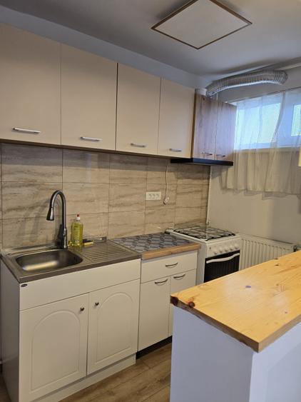 Apartament cu 2 camere nedecomandat în Petros
