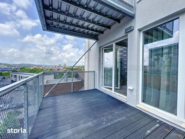 Apartament cu 3 camere semidecomandat, mobilat în Dâmbul Rotund