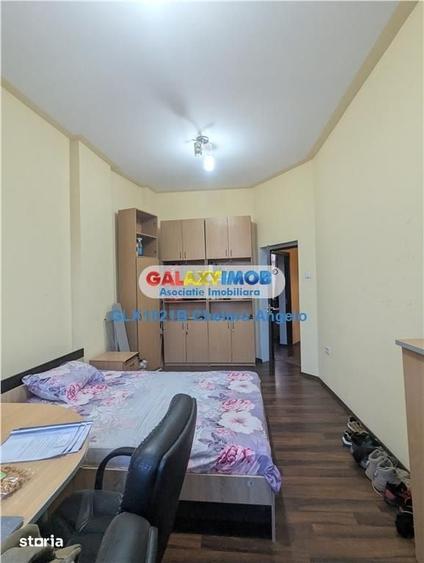 Apartament cu 5 camere în Centrul Civic