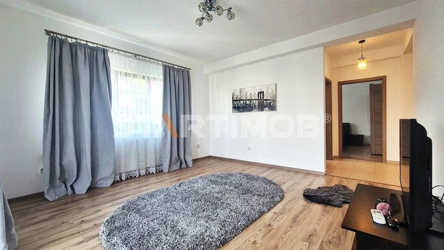 Apartament cu 2 camere decomandat în Sânpetru