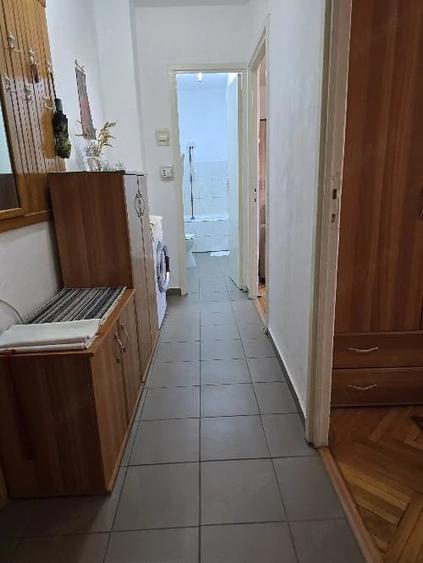 Apartament cu 2 camere decomandat în Bucovina
