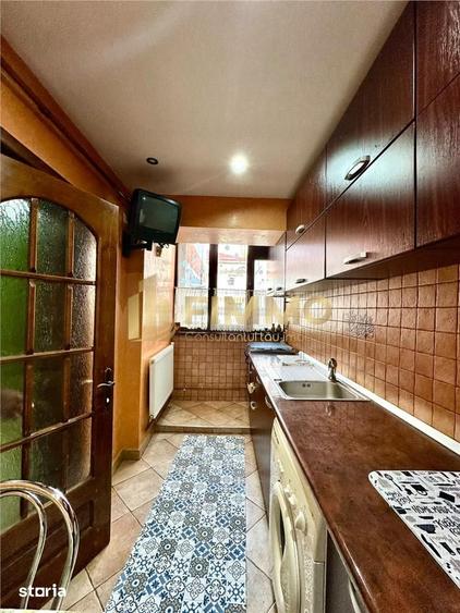 Apartament cu 3 camere decomandat în George Enescu
