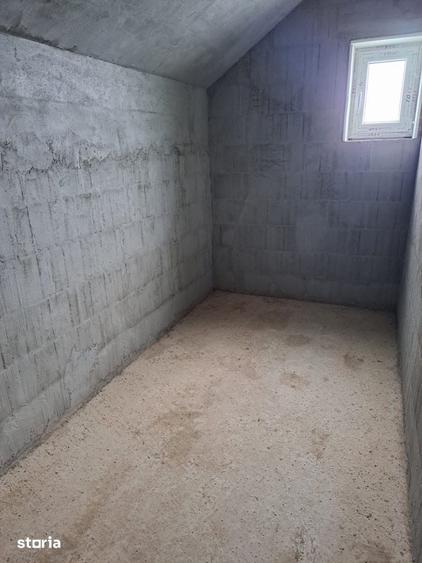 Casă cu 4 camere cu Teren 357 Mp în Central