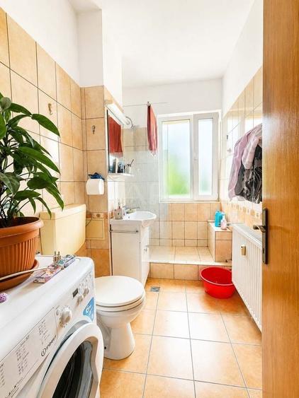 Apartament cu 2 camere semidecomandat, mobilat în Gruia