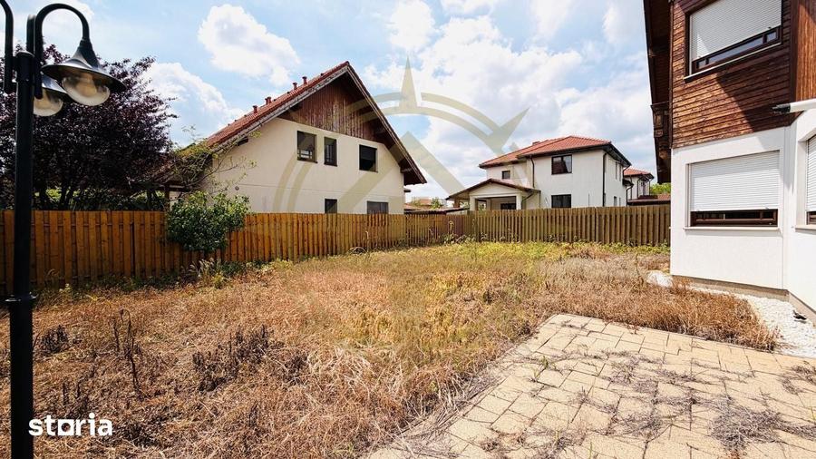 Casă cu 5 camere cu Teren 430 Mp în Corbeanca