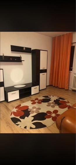 Apartament cu 2 camere semidecomandat în Tătărași