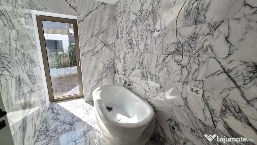 Apartament cu 3 camere decomandat în Băneasa
