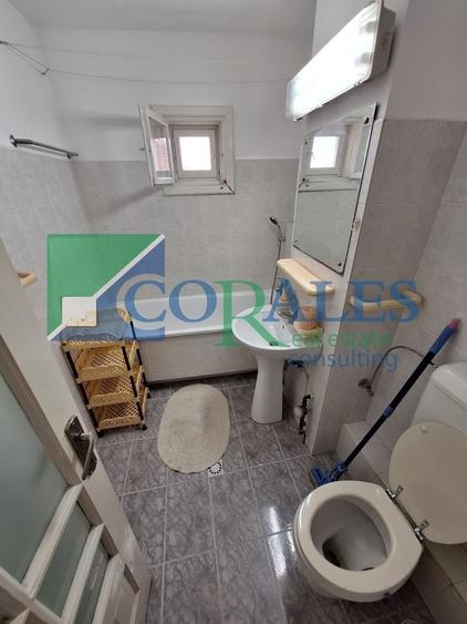 Apartament cu 2 camere decomandat, mobilat în Bucovina