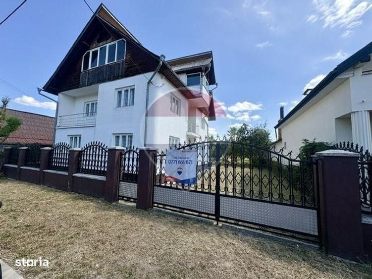 Casă cu 4 camere în Breb