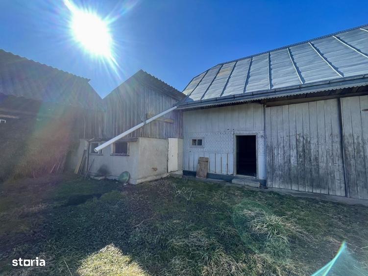 Casă cu 3 camere în Vicovu de Sus