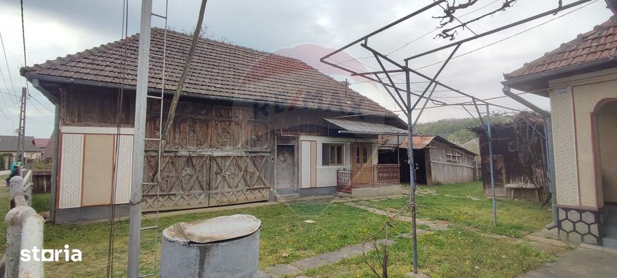 Casă cu 3 camere cu Teren 1361 Mp în Gârdani
