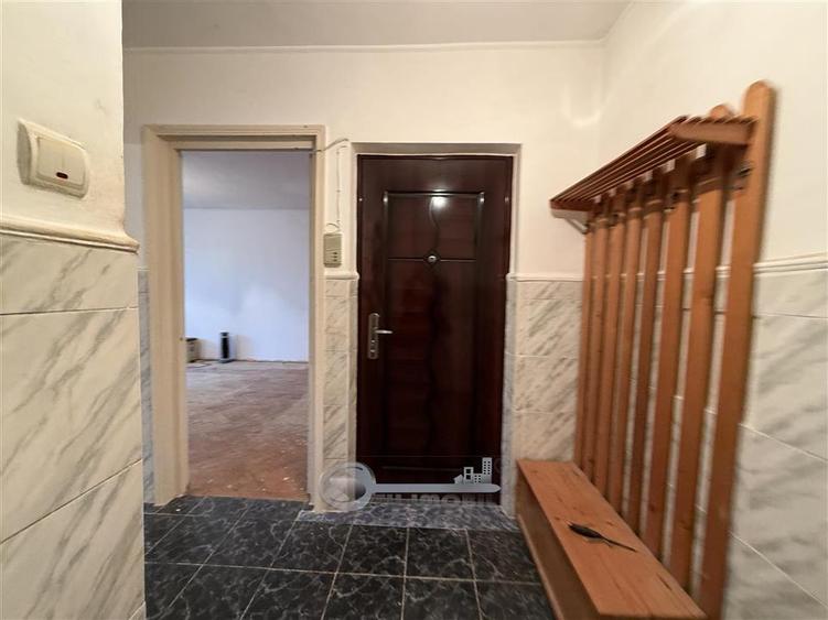 Garsonieră decomandată în Nicolina