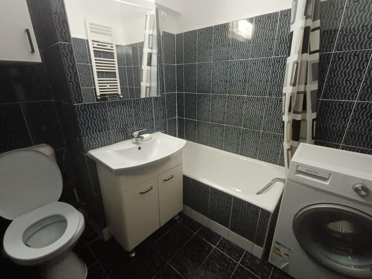 Apartament cu 2 camere decomandat în Ultracentral