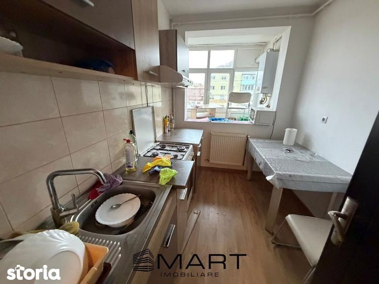 Apartament cu 2 camere decomandat, mobilat în Mihai Viteazul