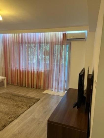 Apartament cu 2 camere decomandat, mobilat în Mihai Bravu