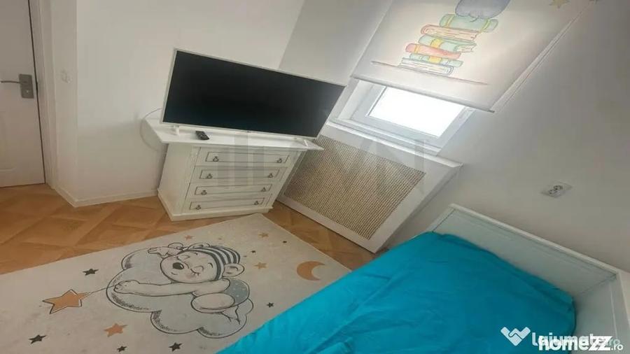 Apartament cu 3 camere semidecomandat în Cișmigiu