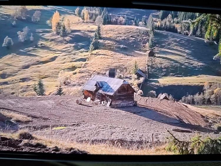 Vand /schimb cu auto teren 3,6 ha cu Lac INTRAVILAN munte Bucovina - 5
