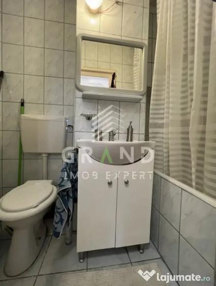 Camera de inchiriat intr-un apartament cu 2 camere | Man - 12
