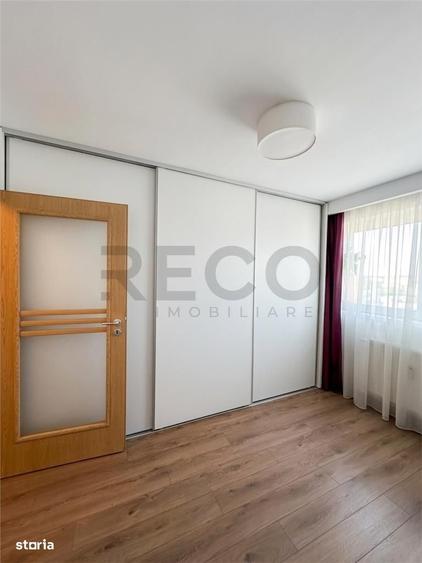Apartament cu 3 camere decomandat în Dacia