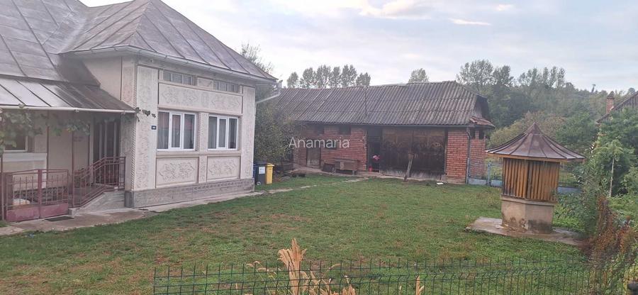Casă cu 3 camere în Central