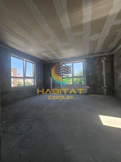 Duplex cu 3 camere cu Canalizare în Central