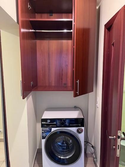 Apartament cu 3 camere decomandat în Drumul Taberei