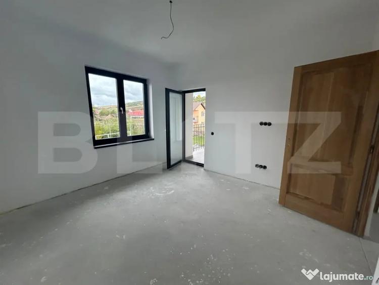 Casă cu 4 camere cu Teren 250 Mp în Unirii