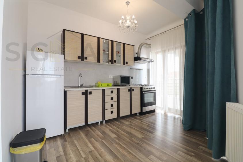 Apartament cu 3 camere semidecomandat, mobilat în Bună Ziua