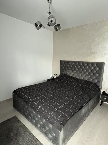 Casă cu 4 camere în Valea Adâncă