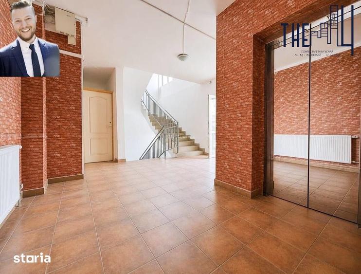 Spațiu comercial, de 3,500 mp, în Central