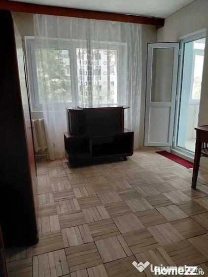 Apartament 2 camere dec Micro 17,etaj 2 - 12