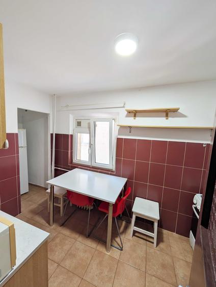 Inchiriere 3 camere, Piata Victoriei (4 min.) ** 570 EUR - 14