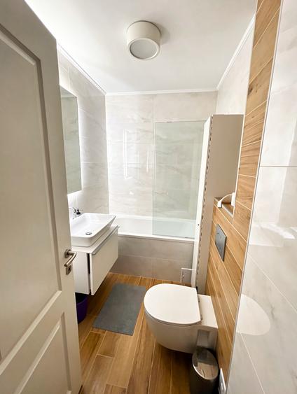 Apartament cu 2 camere decomandat în Centrul Civic