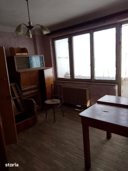 De Vanzare Apartament cu 2 camere zona Independentei cu 1 Decembrie - 4