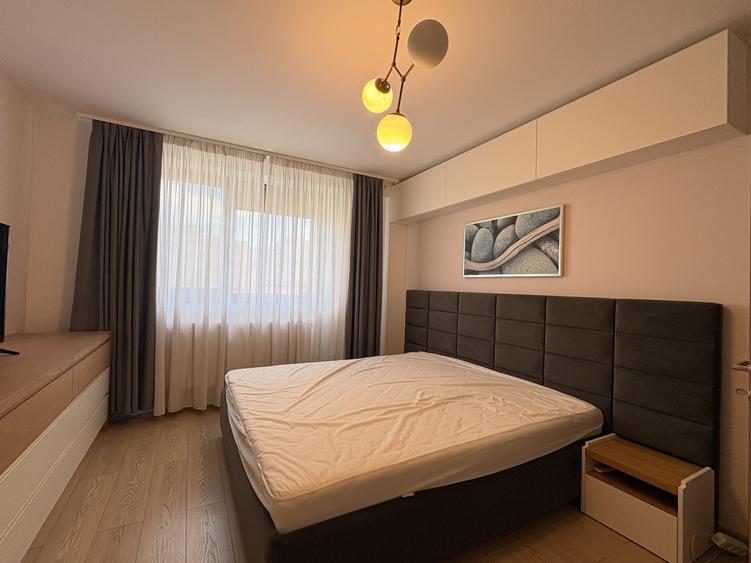 Apartament cu 3 camere decomandat în Cotroceni