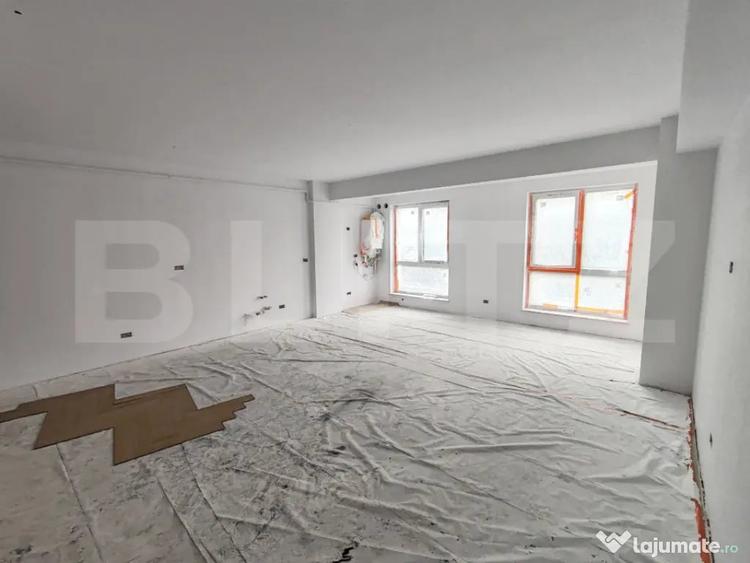 Apartament cu 3 camere decomandat în Obcini