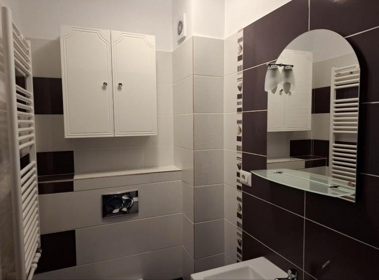 Apartament cu 2 camere decomandat, mobilat în Galata