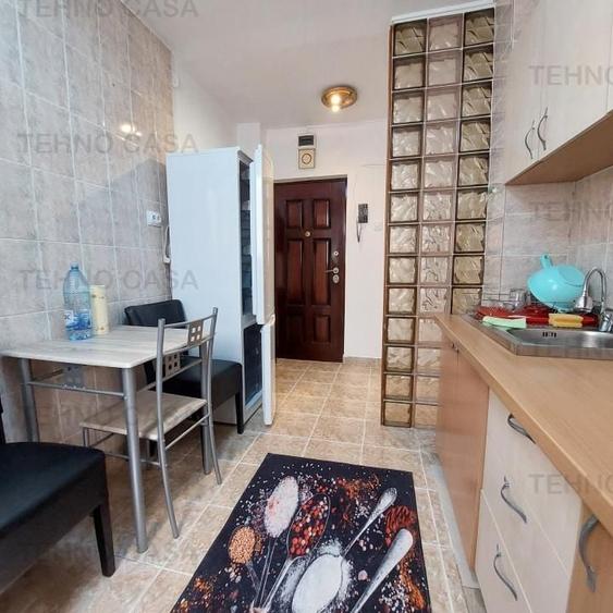 Apartament cu 2 camere semidecomandat, mobilat în Iancului