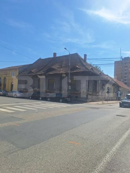 Casă individuală cu 4 camere cu Canalizare în Lugoj