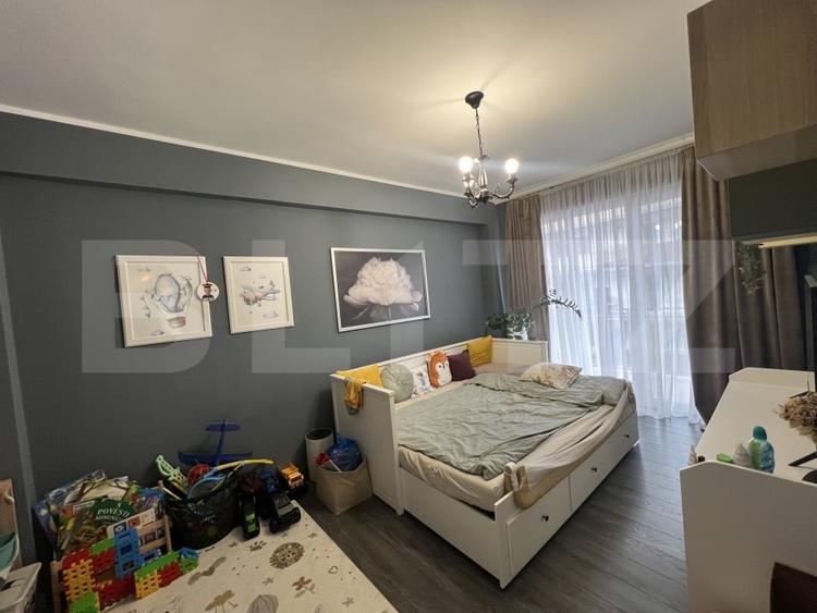 Apartament cu 3 camere semidecomandat, mobilat în Mănăștur