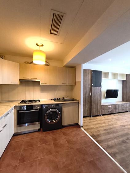 Apartament cu 2 camere semidecomandat în Vitan-Bârzești